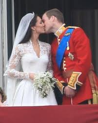 royal kiss william and kate